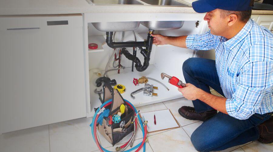 Professional clogged toilet repair in Veteran, WY